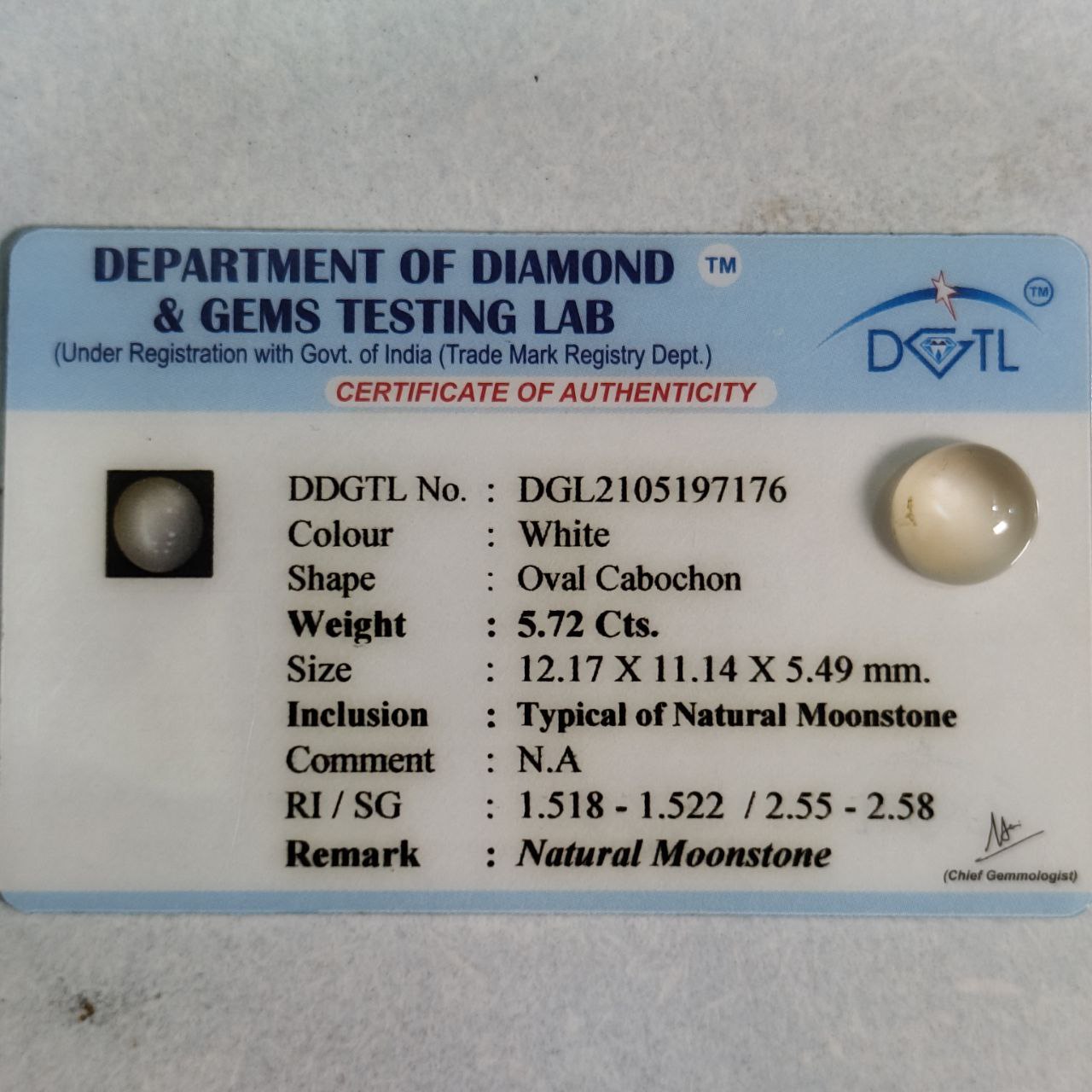 Moonstone – 5.72 Carats